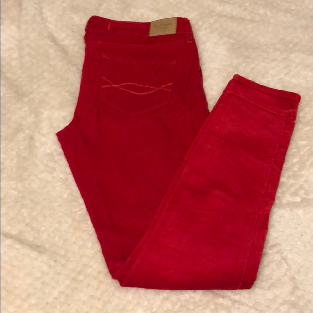 ABERCROMBIE AND FITCH RED Corduroy pants
